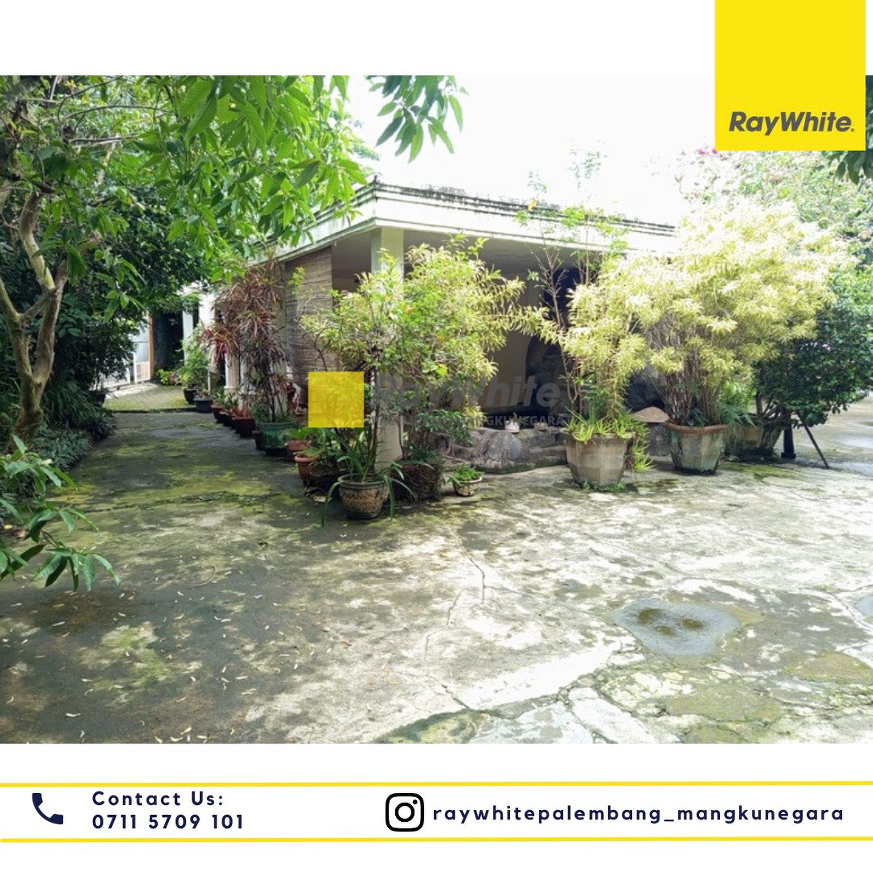 Dijual Rumah Full Furnised dekat JM Lemabang