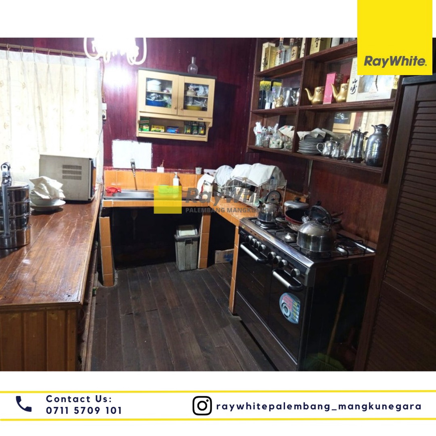 Dijual Rumah Full Furnised dekat JM Lemabang