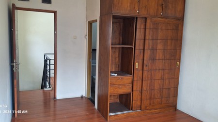 Rumah Bagus Di Permata Vania Bintaro Jaya Sektor 9