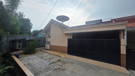 Rumah Bagus Siap Huni  di Komp Deplu, Jl Caraka, Pondok Aren Tangerang Selatan