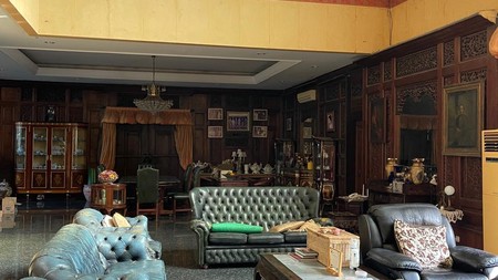 Dijual Rumah Asri di Kebayoran Lama, Jakarta Selatan