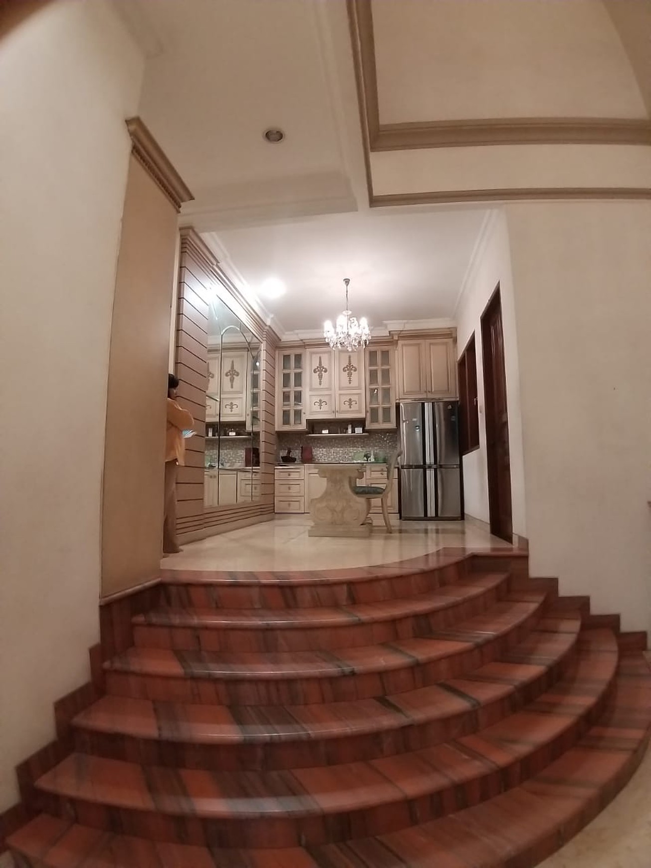 Rumah Bagus Di Taman Senayan Bintaro Jaya Sektor 9