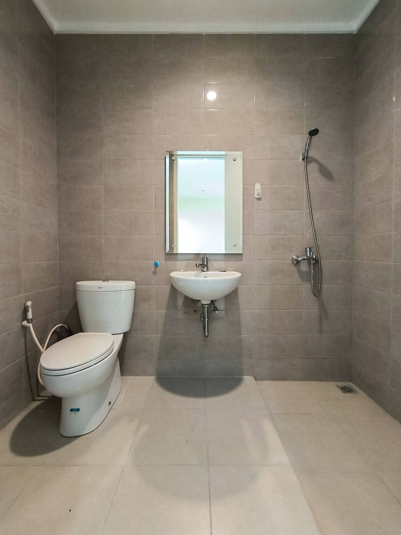 Rumah di Discovery Lumina Bintaro Jaya