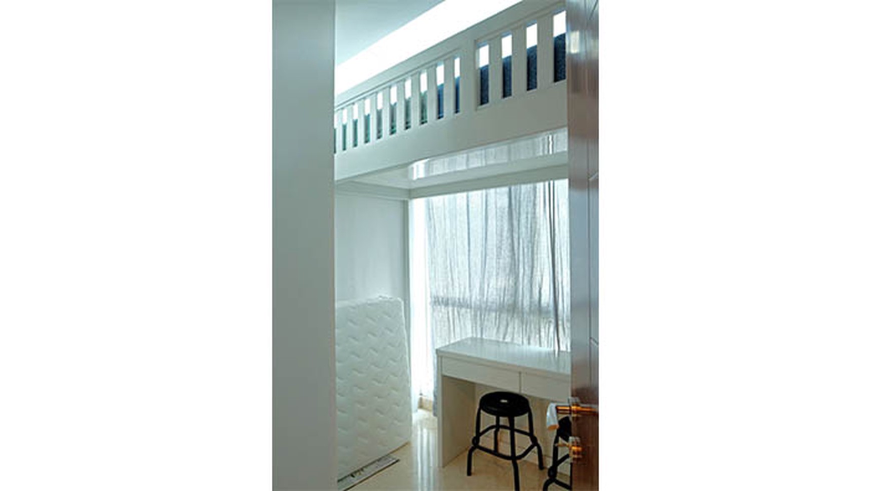 Apartemen Fully furnish, The Capitol Twr Emerald, Senen Salemba