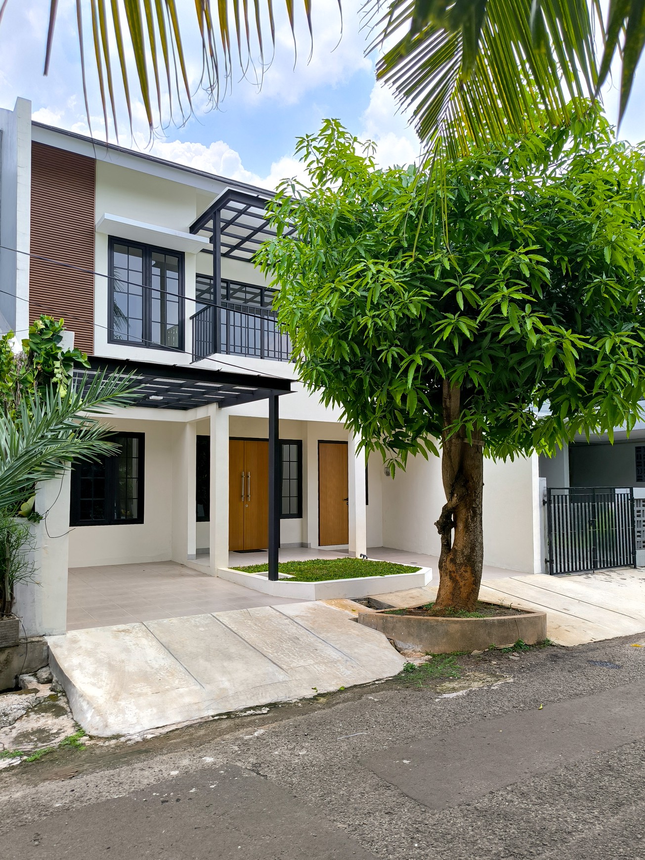 Rumah Baru di Cluster Graha Raya Bintaro Jaya