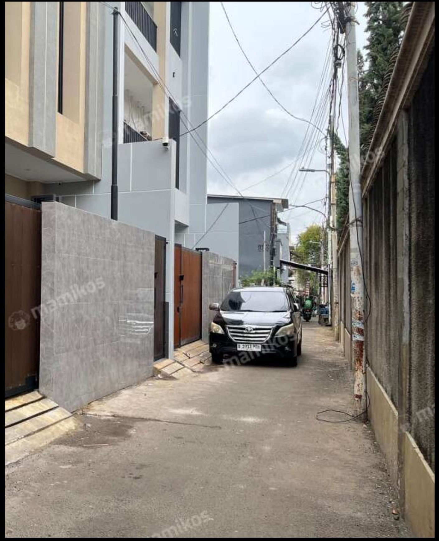 Rumah Bagus Di Jl Yunus Kebon Jeruk Jakarta Barat