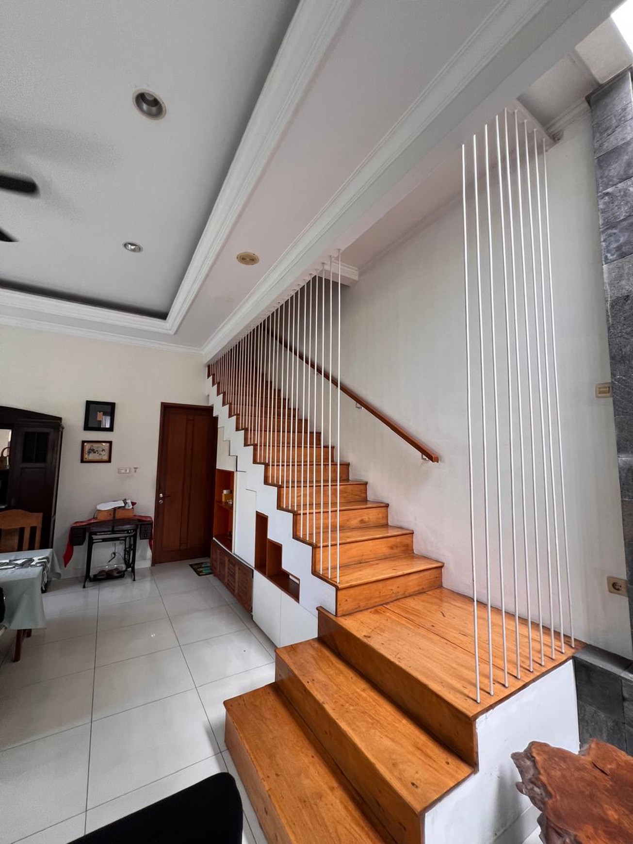 Rumah Bagus Di Jl Benda Indah Tanah Kusir Jakarta Selatan