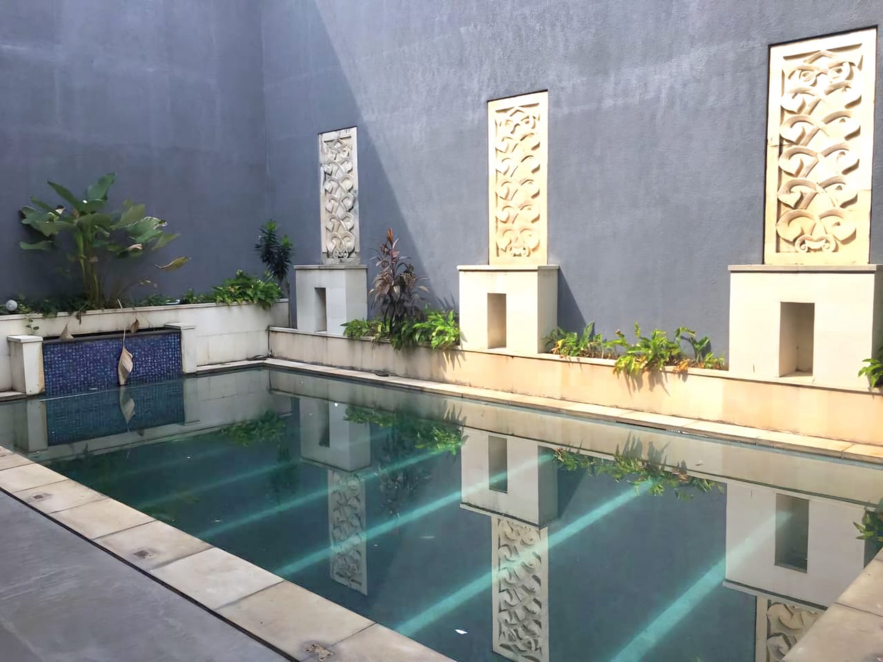 Rumah Bagus Di Metro Alam Pondok Indah Jakarta Selatan