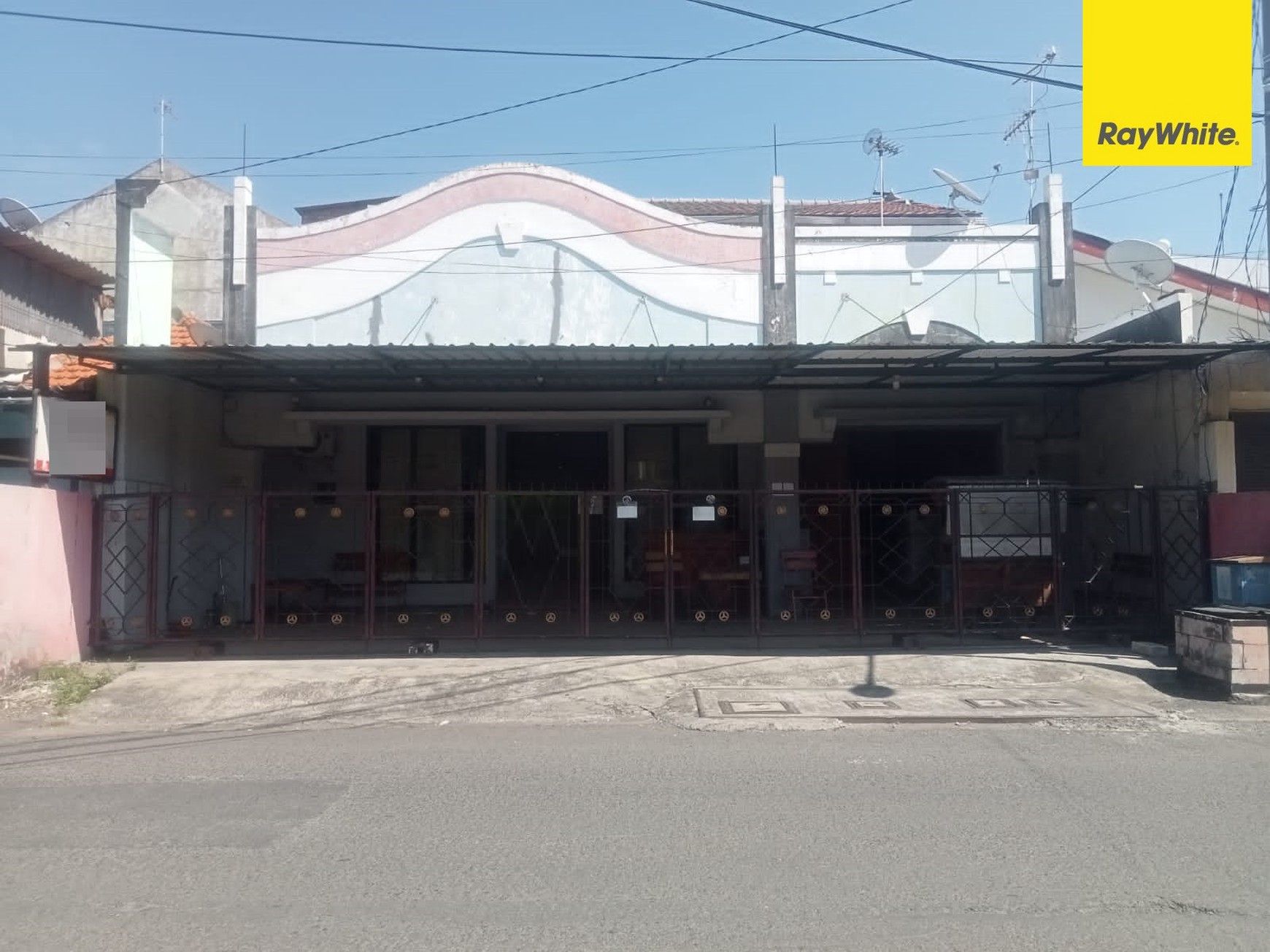 Dijual Rumah 2 lantai di Jl Darmo Kali Surabaya Pusat
