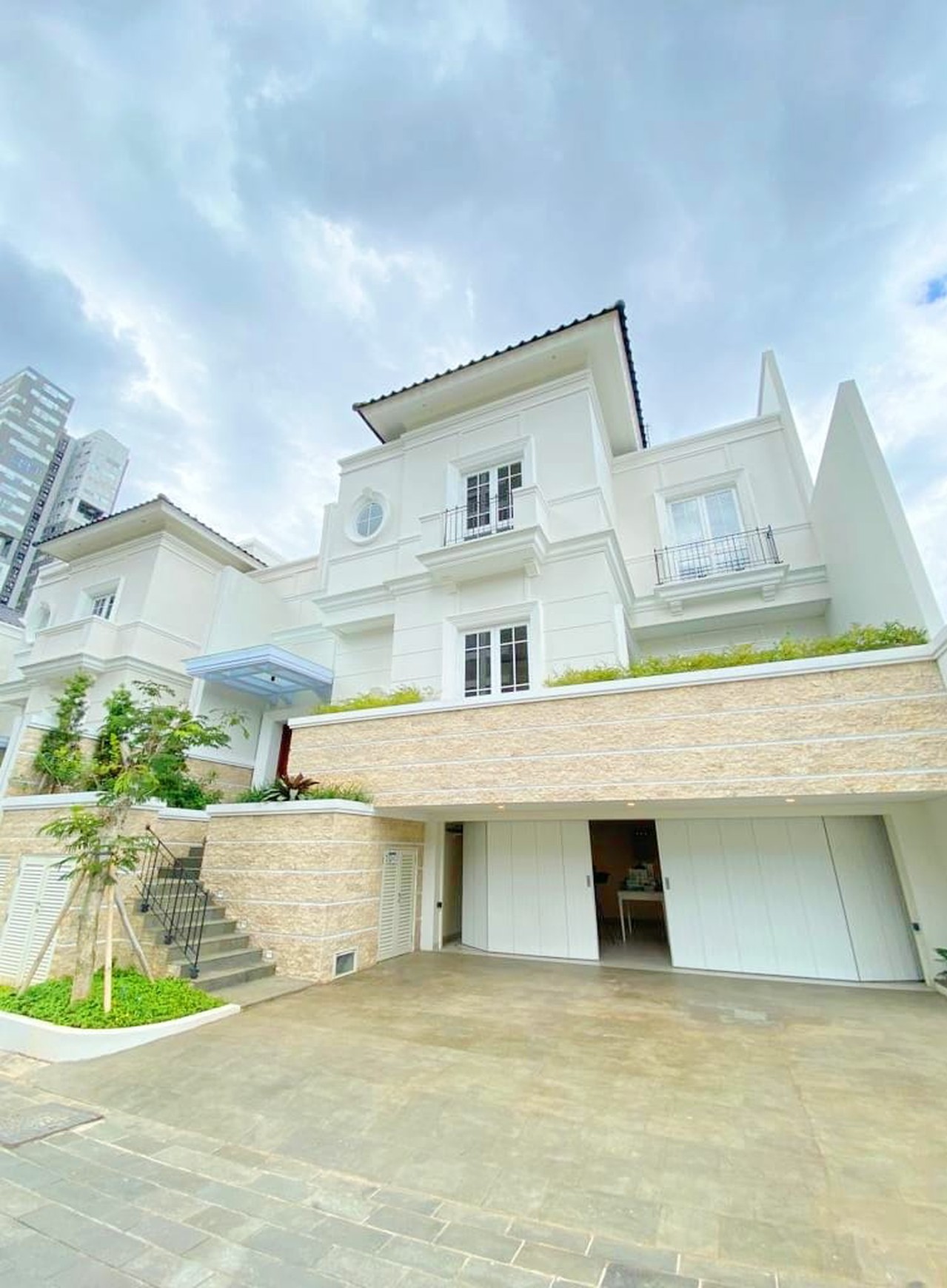 Brand New Townhouse Mewah Area Gandaria Kebayoran