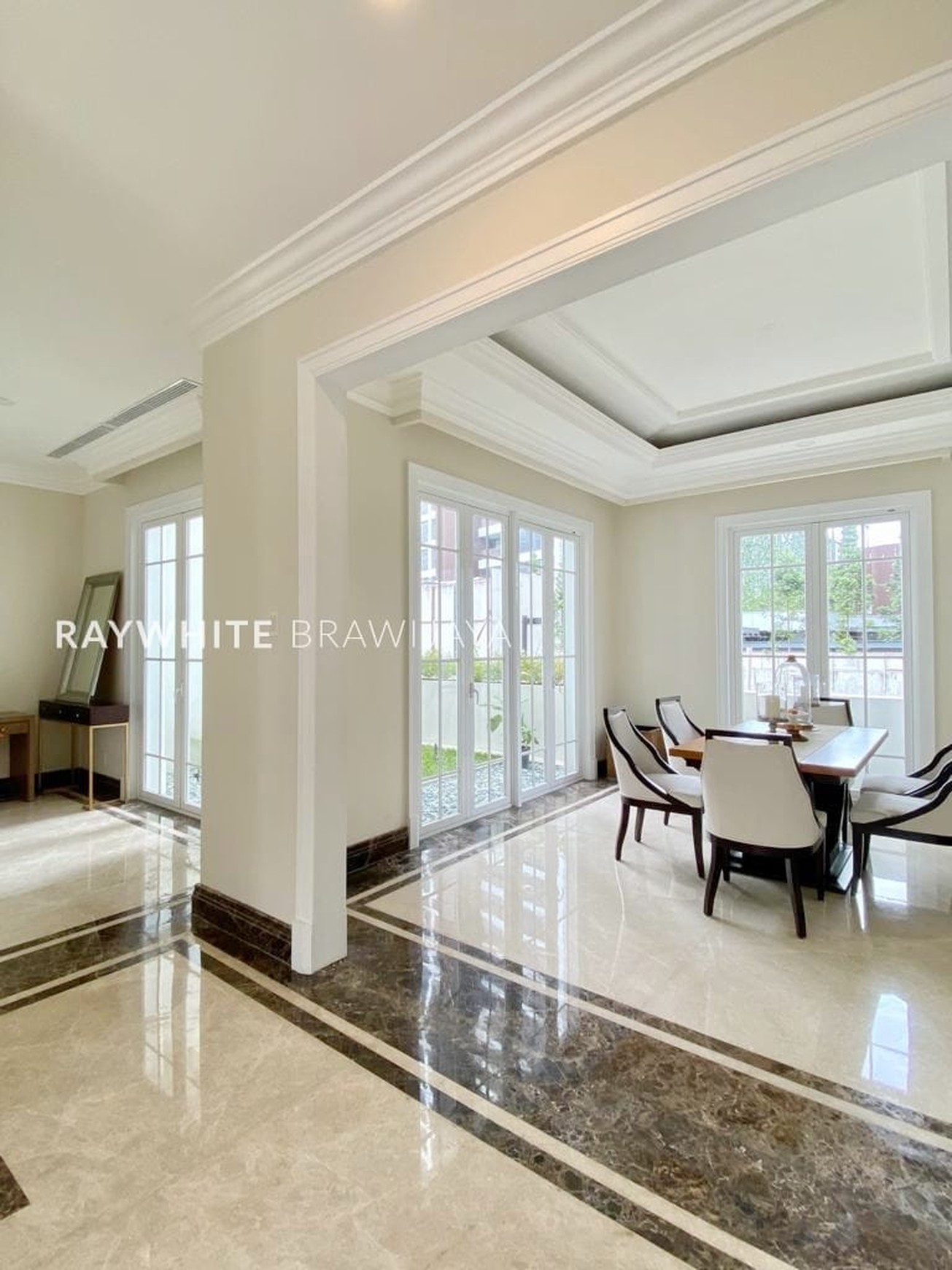 Brand New Townhouse Mewah Area Gandaria Kebayoran