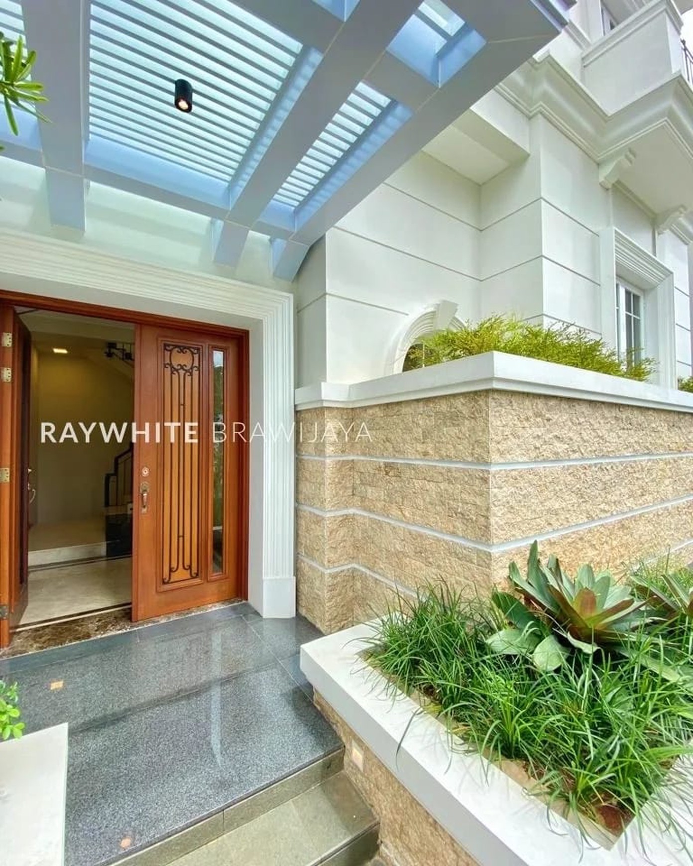 Brand New Townhouse Mewah Area Gandaria Kebayoran