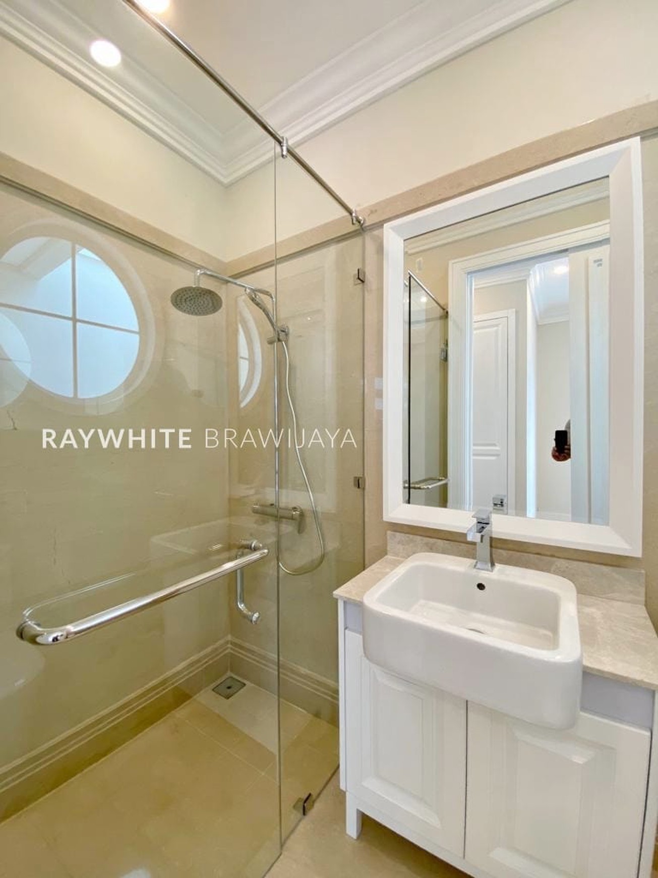 Brand New Townhouse Mewah Area Gandaria Kebayoran