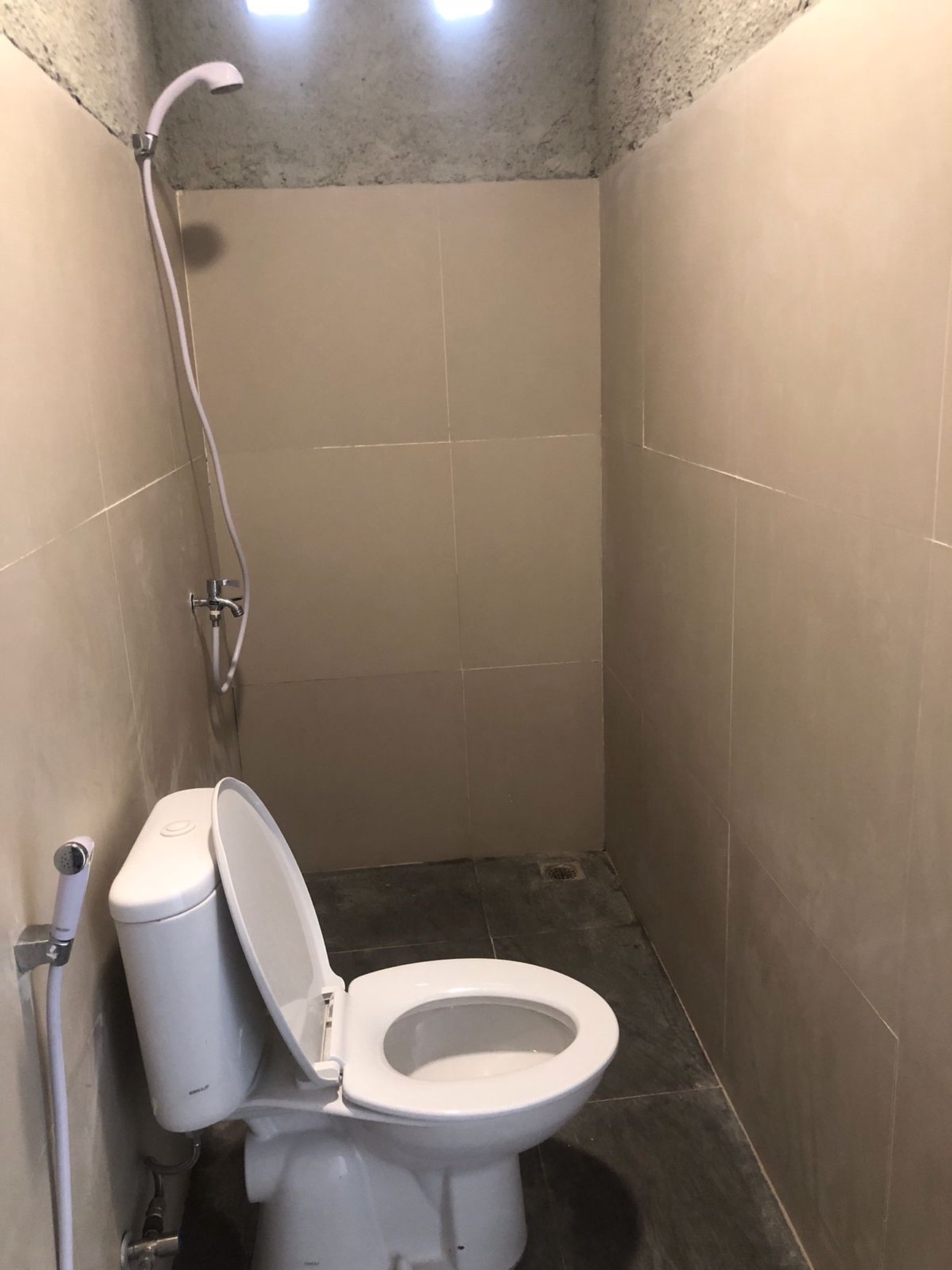 Dijual Rumah Jl Langgar, Pondok Bambu, Duren Sawit