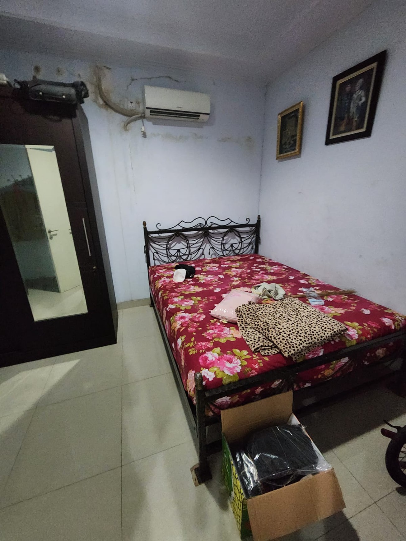 RUMAH CANTIK SIAP HUNI DI BOULEVARD KOTA WISATA CIBUBUR HARGA NEGO