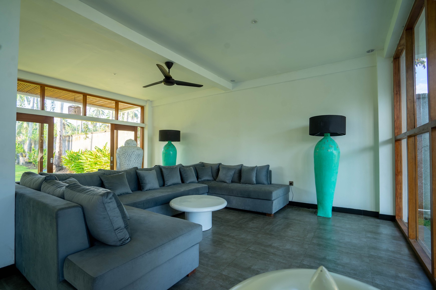Freehold Villa With Ocean View in Tabanan Bali