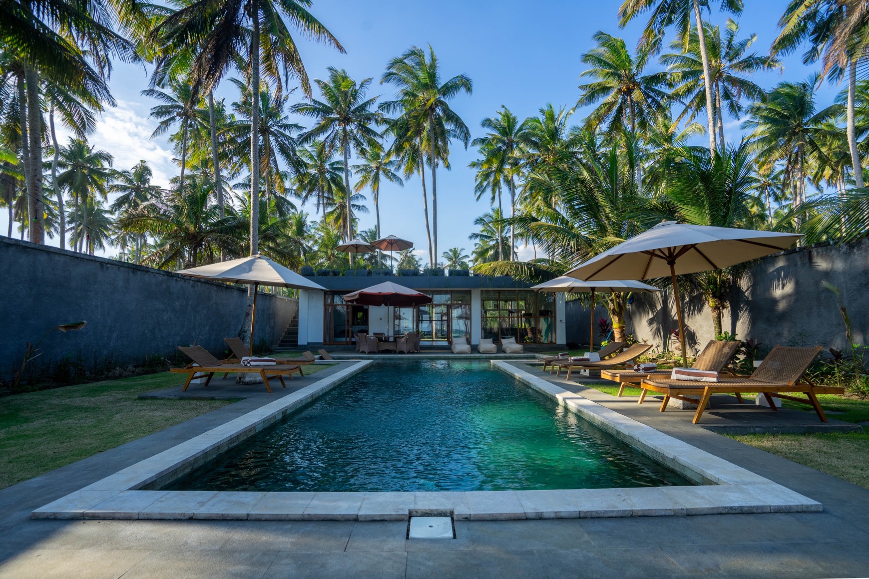 Freehold Villa With Ocean View in Tabanan Bali