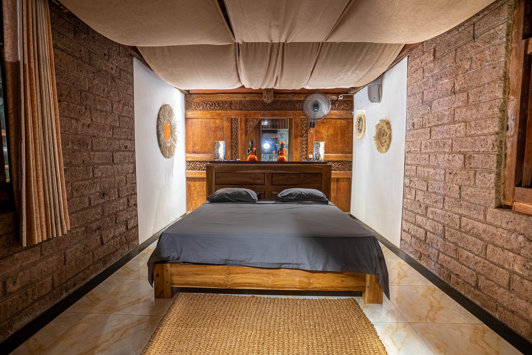 Freehold Villa With Ocean View in Tabanan Bali