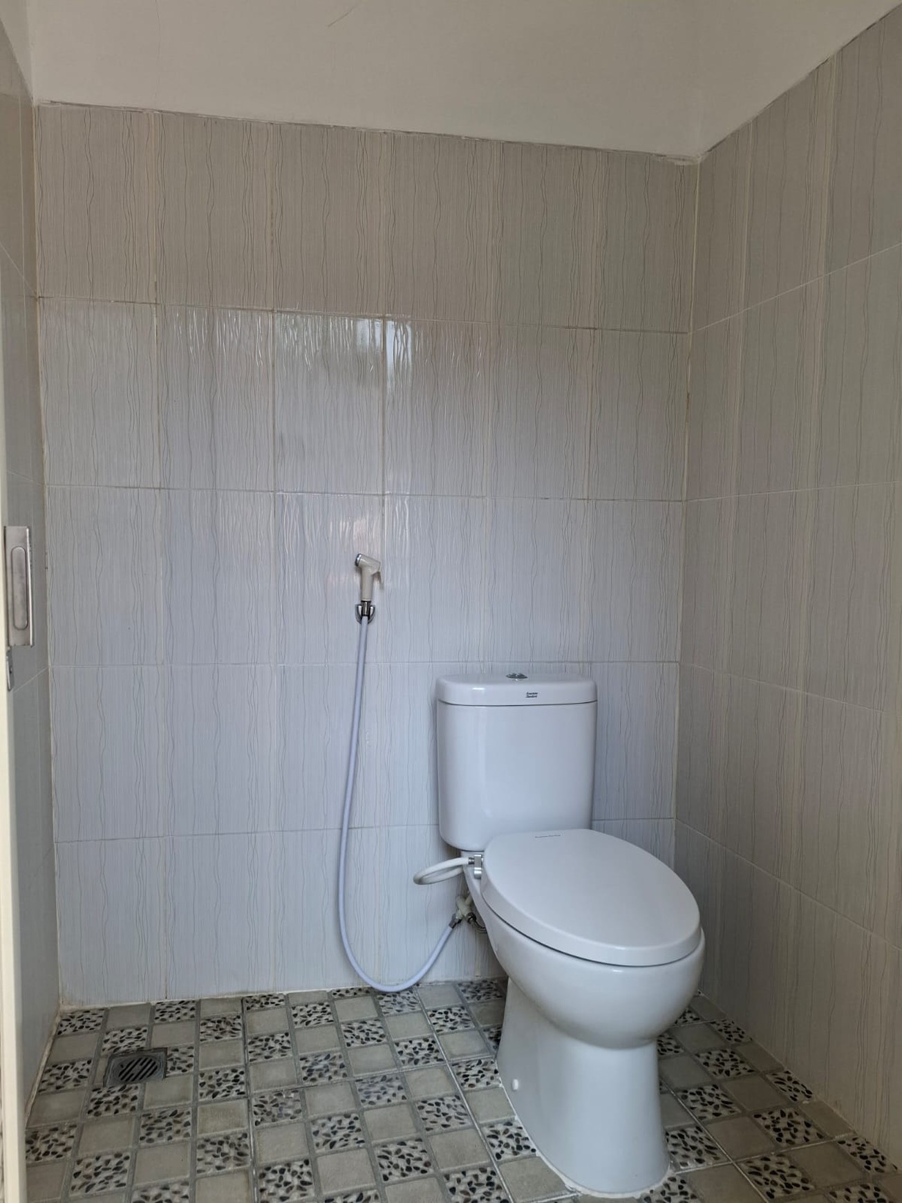 Rumah 2 Lantai Lokasi Strategis dekat Kawasan Bisnis Jalan Godean 