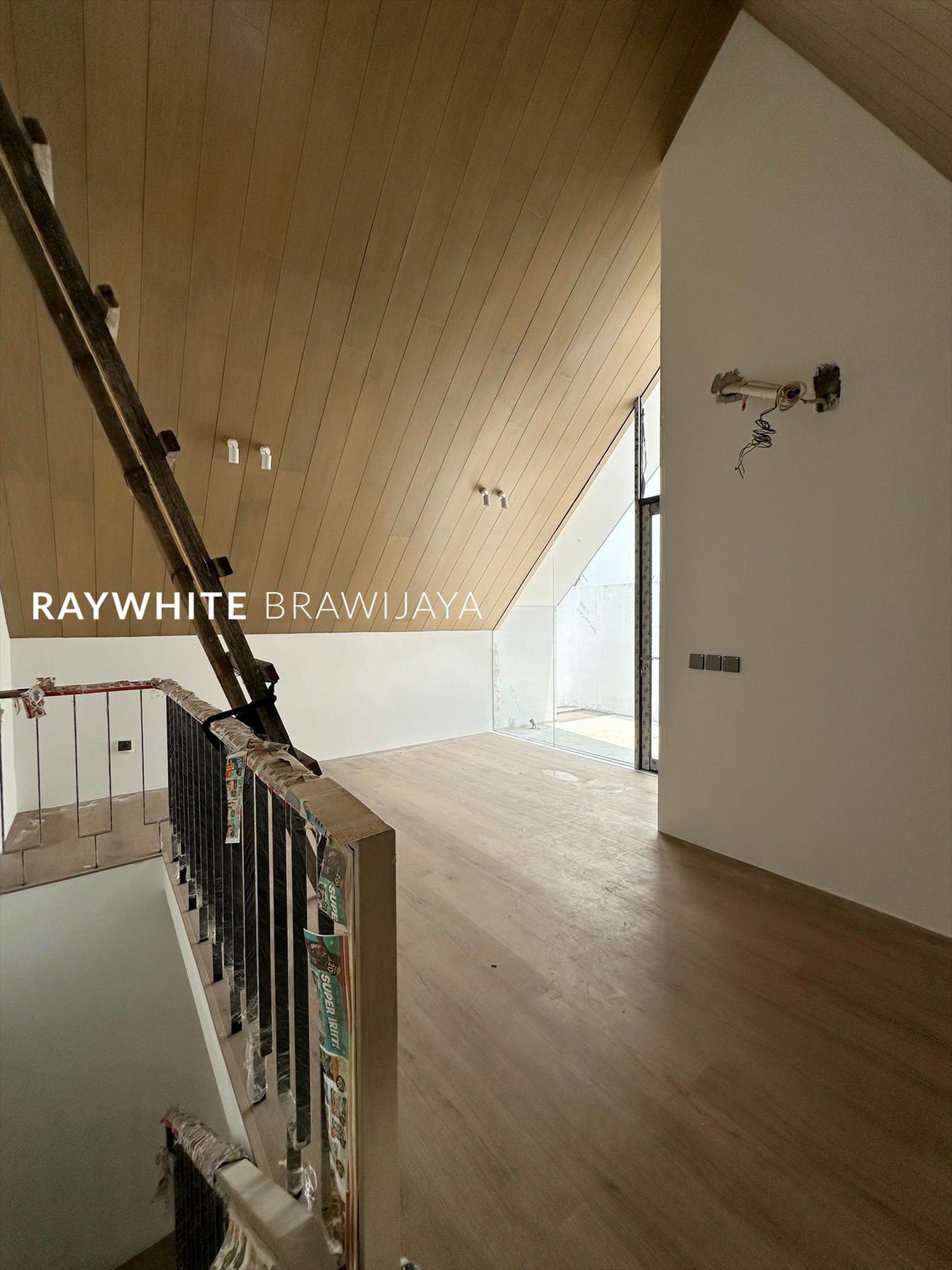 Brand New Townhouse at Pinang Raya Pondok Labu