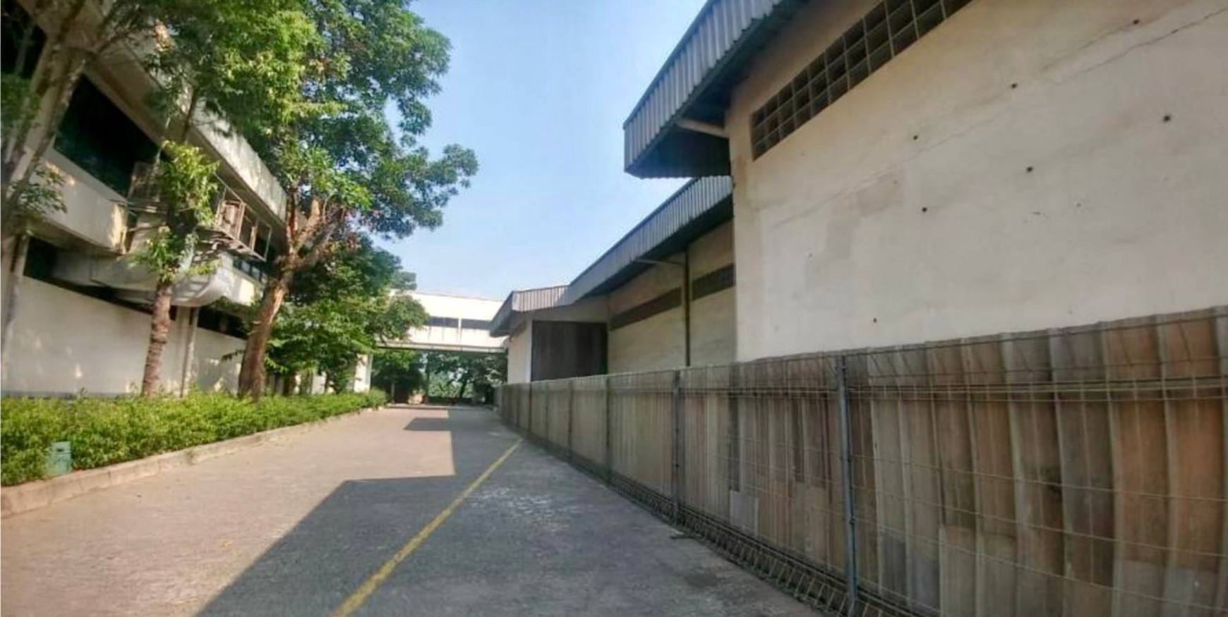 Dijual cepat pabrik di jalan raya Gunung Putri Bogor Jawa Barat