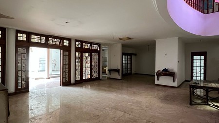 Dijual/Disewa Rumah di  Jl.Metro Pondok Indah Kby Lama