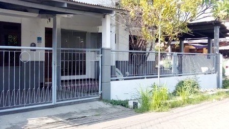 Disewakan rumah murah di Griyo babatan mukti, lokasi strategis, 10 menit ke pakowon Mall