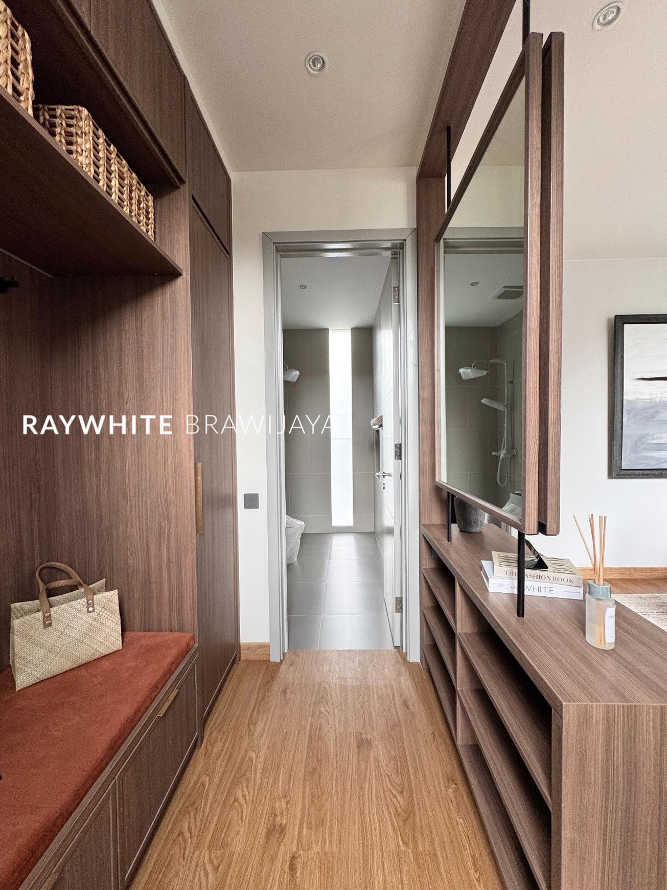 Brand New Townhouse Lebak Bulus Lokasi Strategis