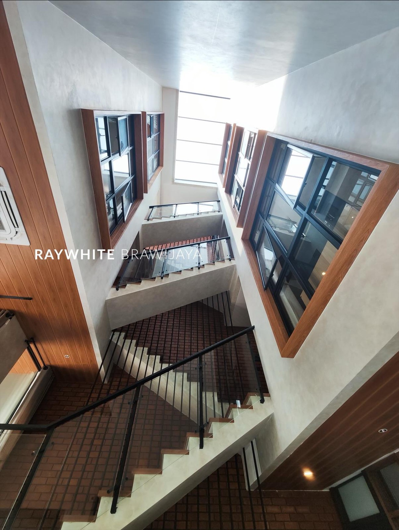 Brand New Townhouse At Wijaya Kebayoran Baru