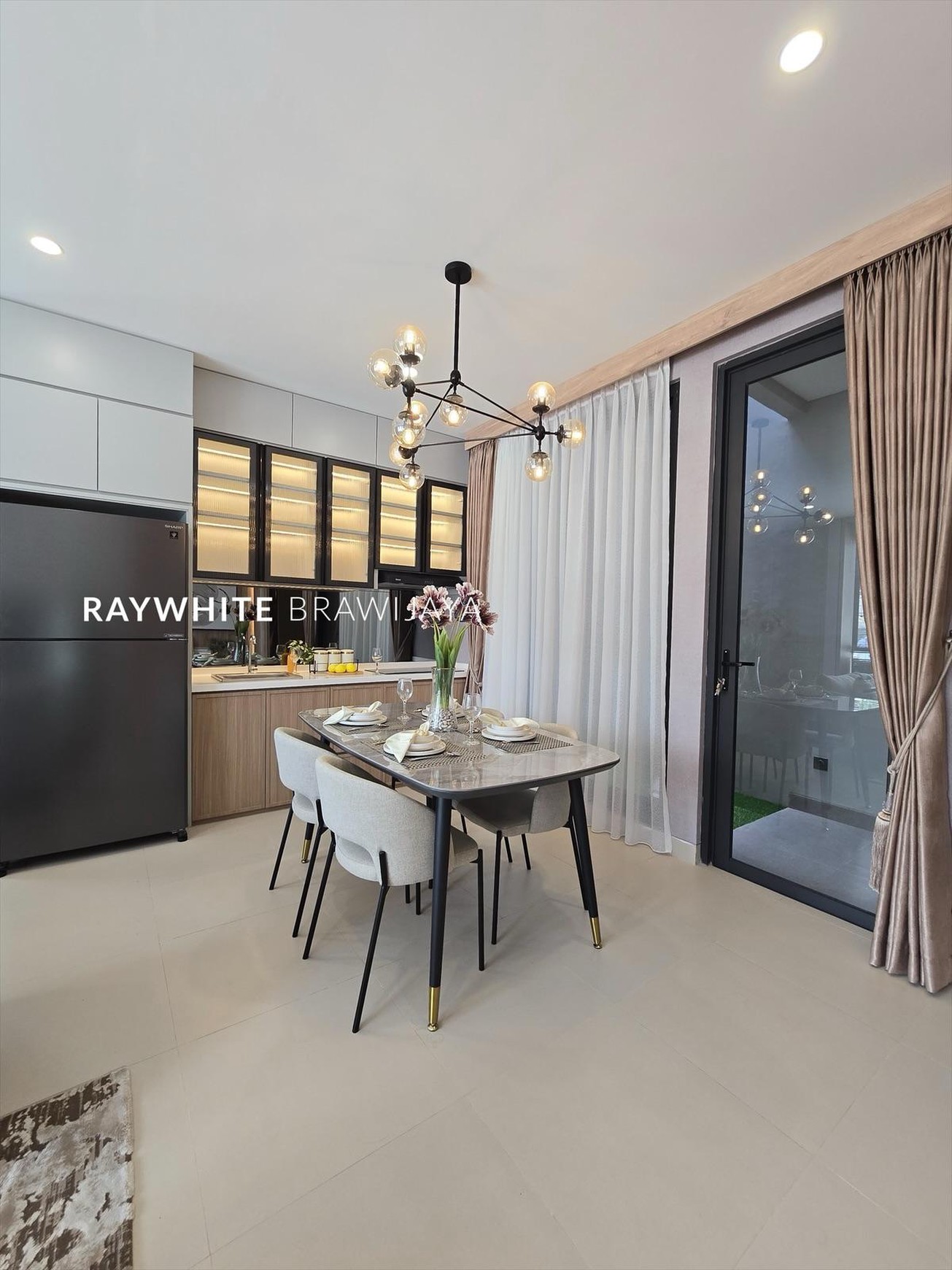 Townhouse Eksklusif Lokasi Strategis Area Cilandak