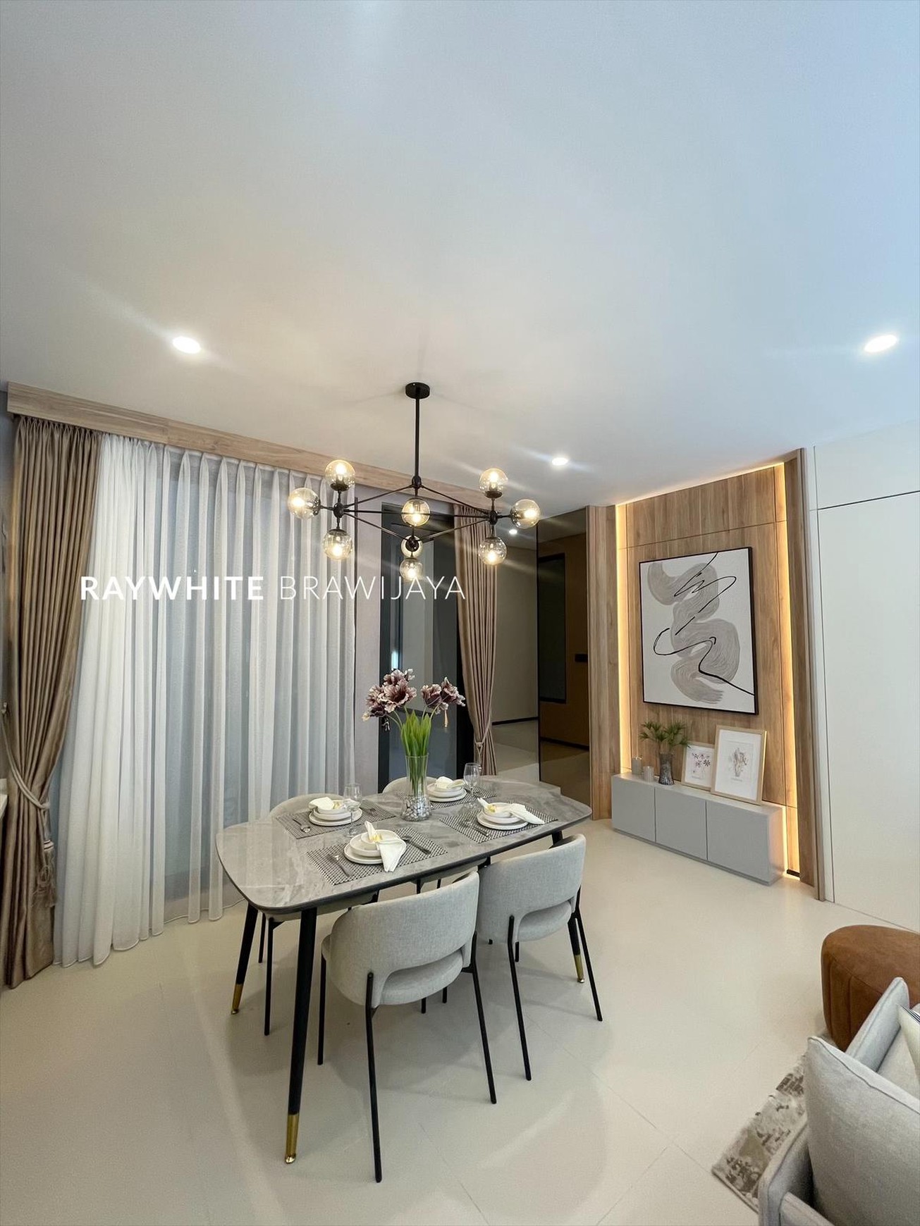 Townhouse Eksklusif Lokasi Strategis Area Cilandak