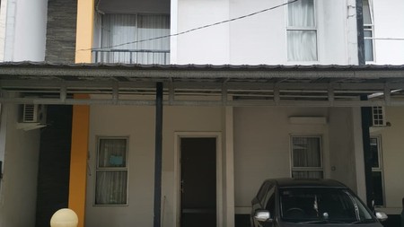 Dijual Rumah di Serpong Garden Lokasi Strategis 5 Menit ke Stasiun Cisauk dijual dengan Harga Menarik