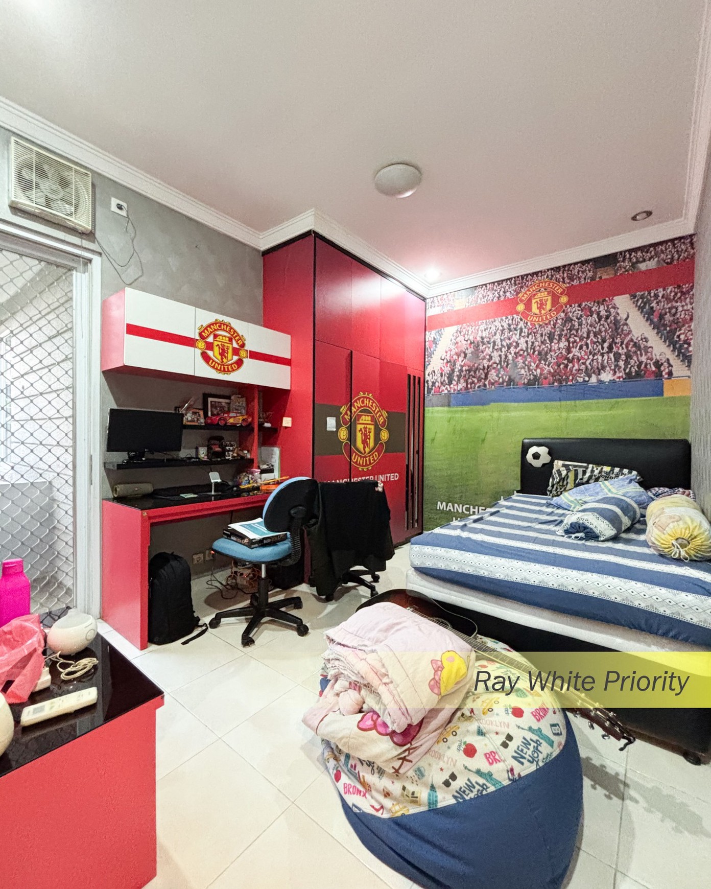 RUMAH MINIMALIS FULL FURNISHED DI KAWASAN ELIT ALAM SUTERA - TANGERANG SELATAN