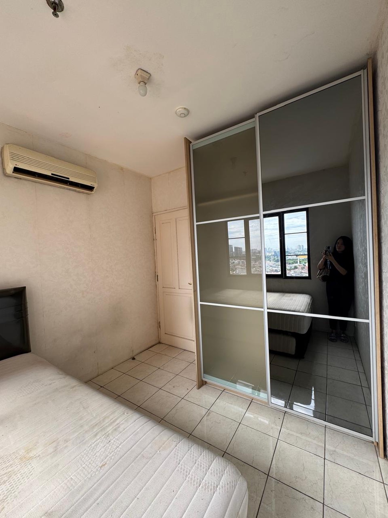 Dijual Apartemen di Puri garden Apartemen JL,. Kembangan Raya  Jakarta Barat