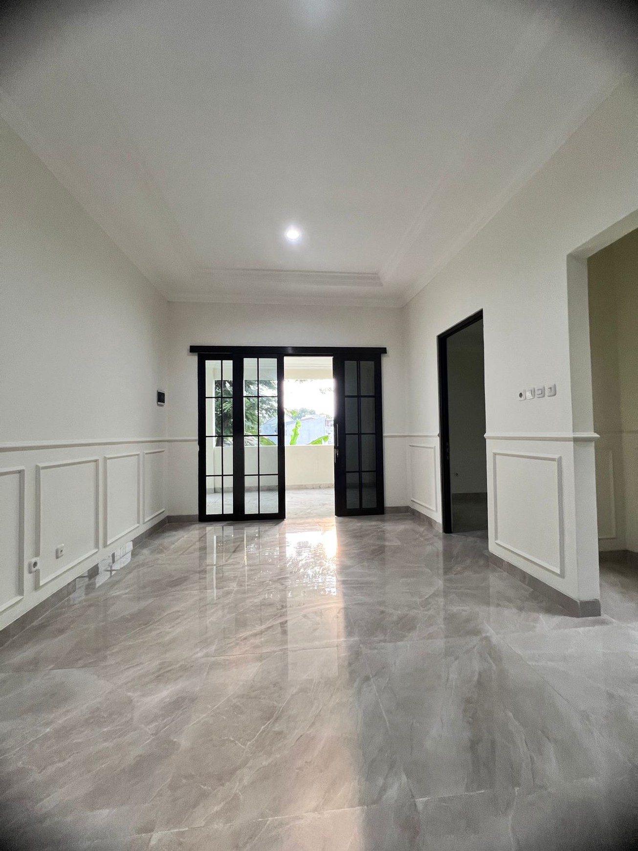 RUMAH BARU MODERN CONTEMPORER DI BSD BARU