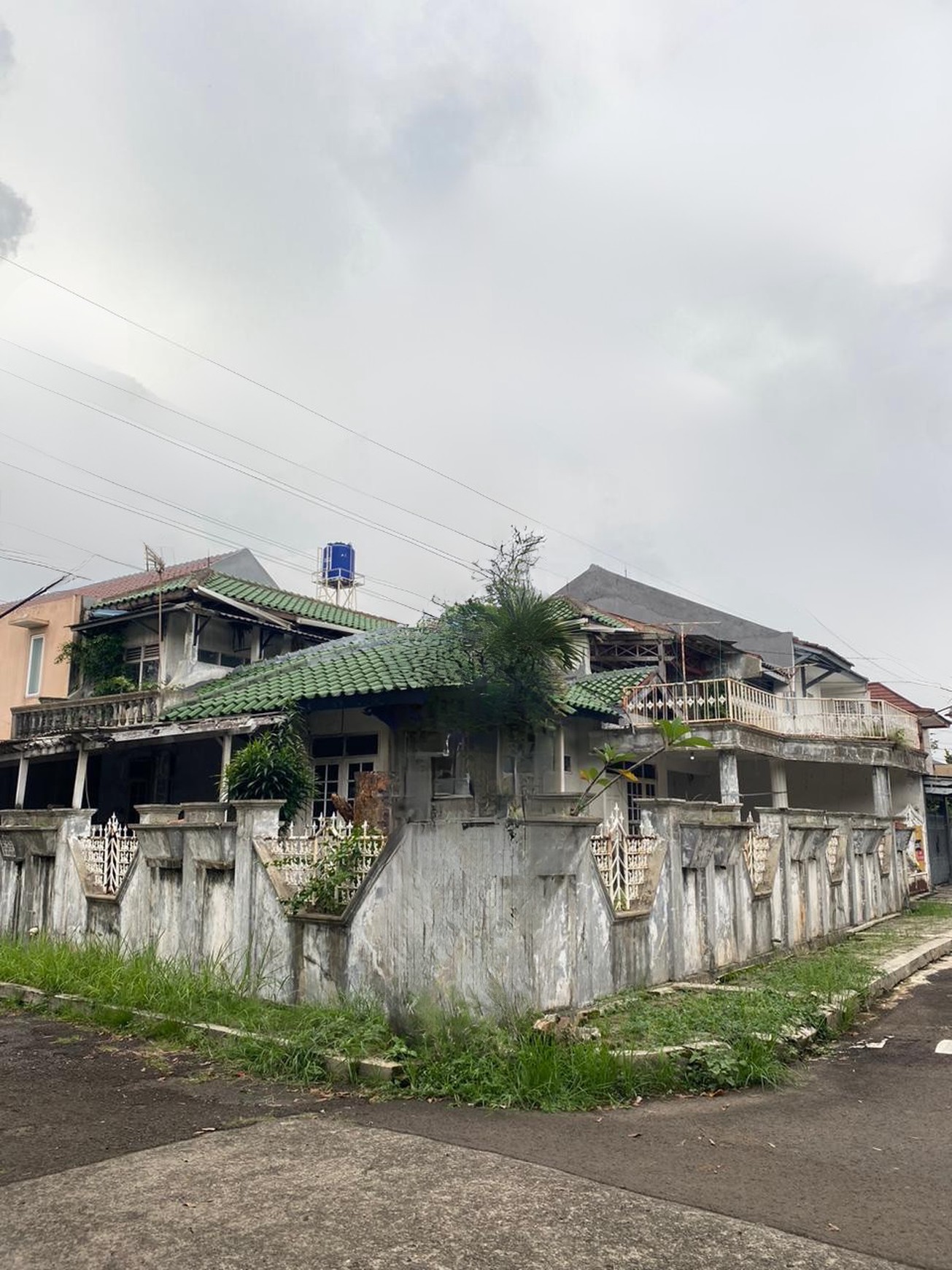 Rumah Hitung Tanah Area Cipete