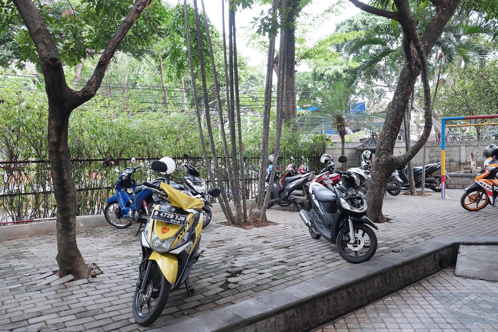 DIJUAL RUMAH JALAN BRAWIJAYA KEBAYORAN BARU JAKARTA SELATAN