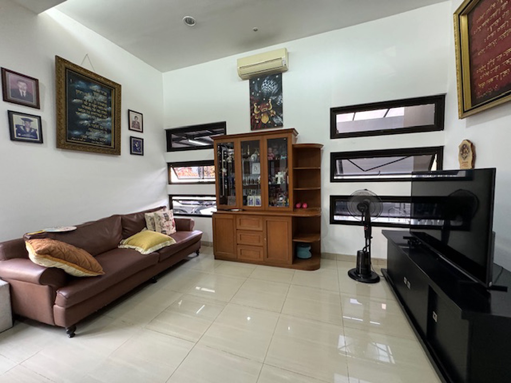 Rumah Gading Indah Utara, Kelapa Gading