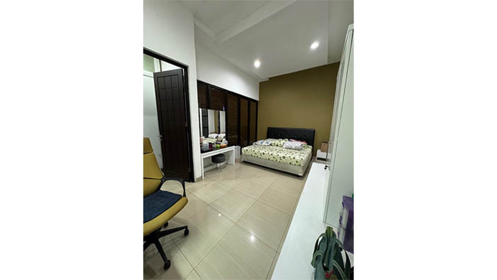 Rumah Gading Indah Utara, Kelapa Gading