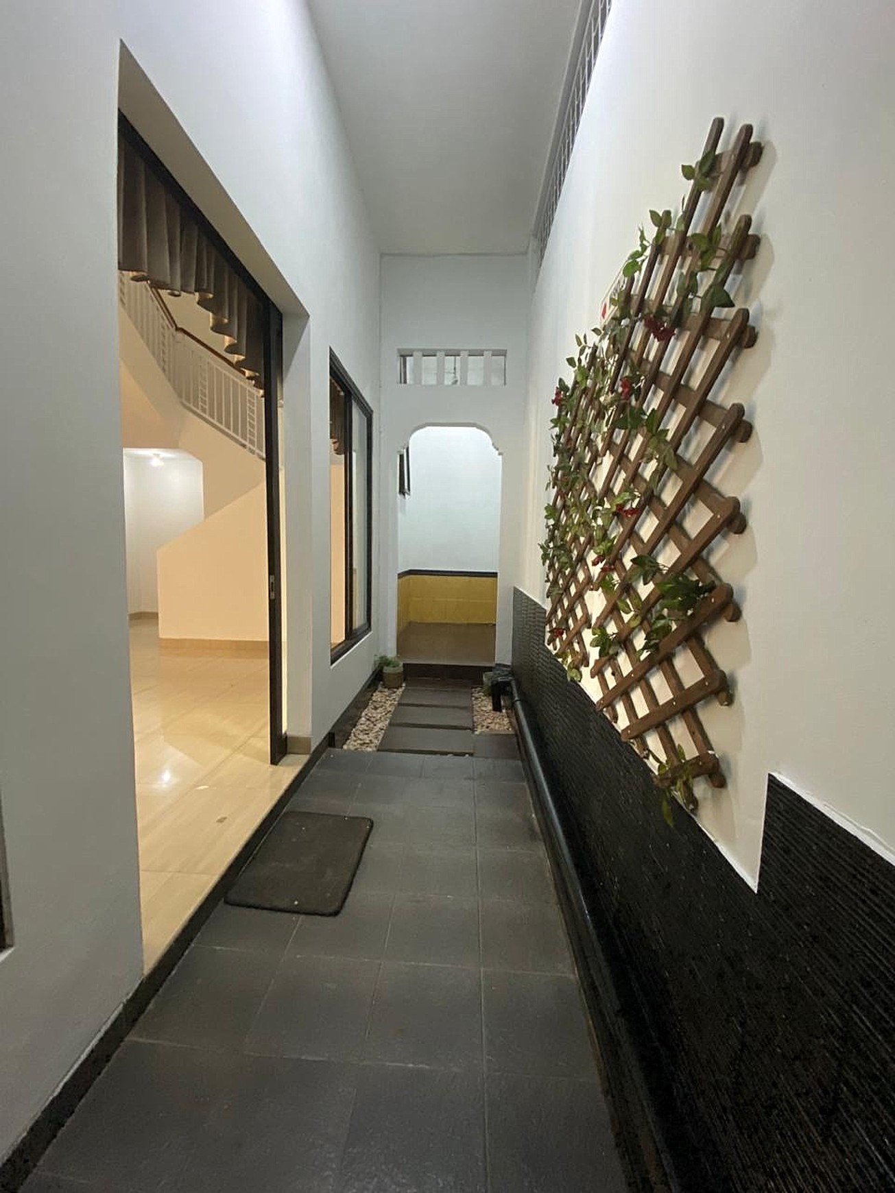 For Sale Rumah Siap Huni di Nusa Loka BSD Tangerang Selatan
