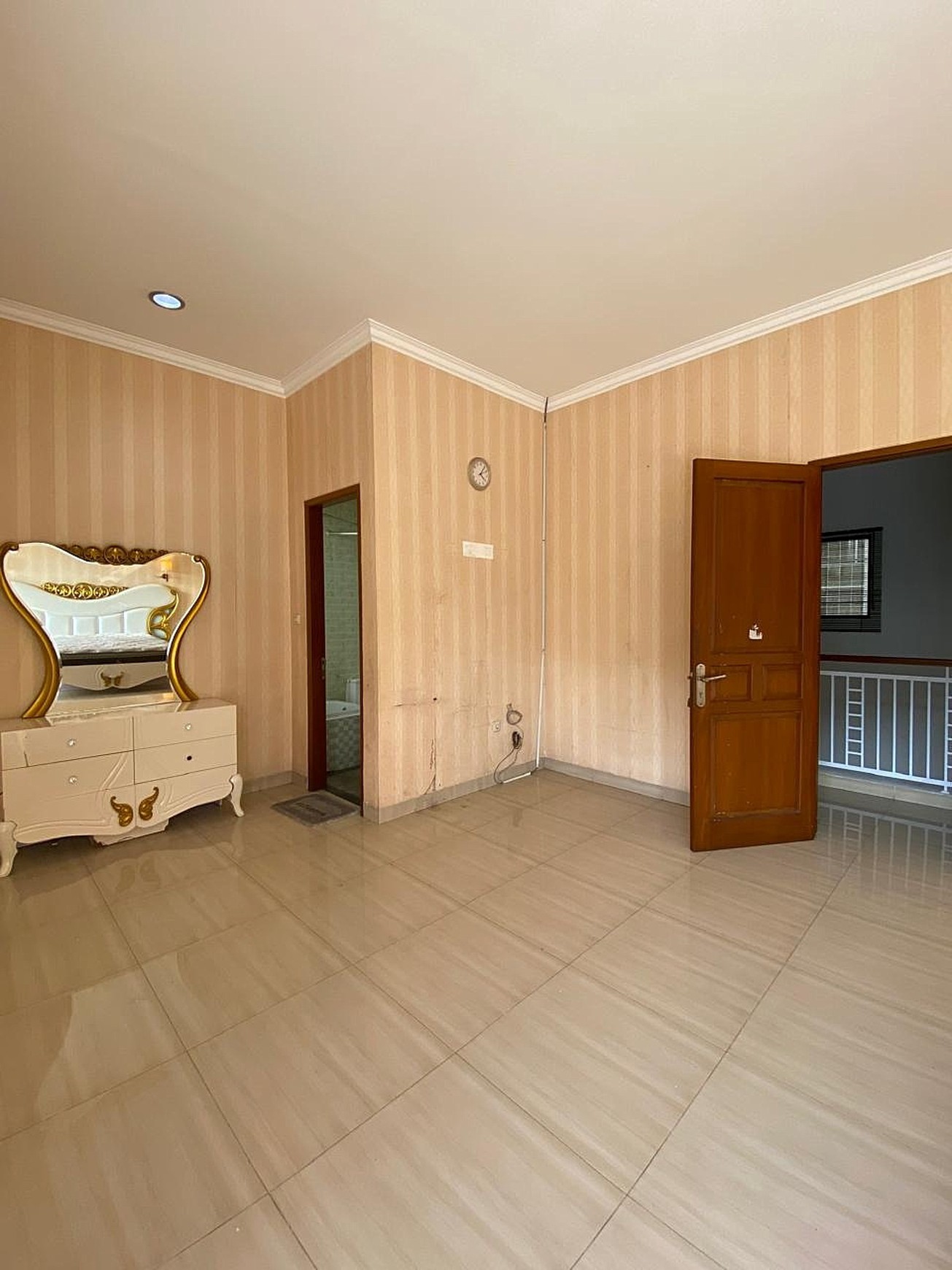 For Sale Rumah Siap Huni di Nusa Loka BSD Tangerang Selatan