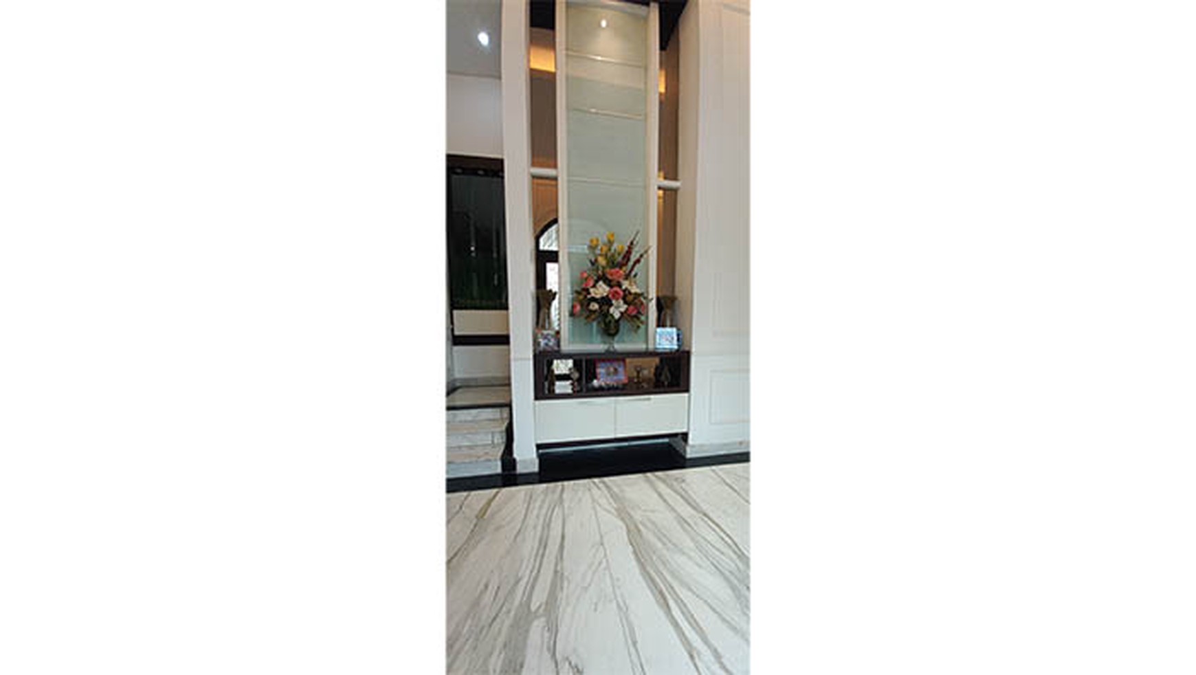 Rumah Artha Gading Villa, Kelapa Gading