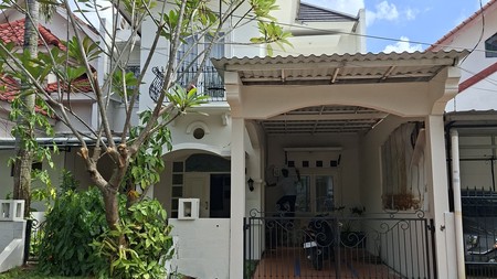 Rumah 2½ Lantai Siap Huni Lokasi Strategis dan Asri @Pondok Aren, Tangerang Selatan