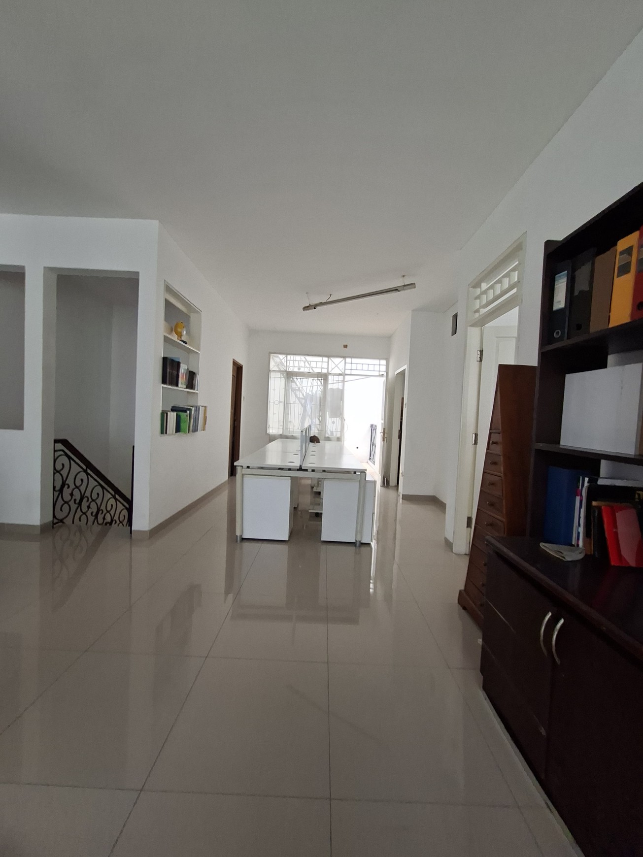 Rumah 2½ Lantai Siap Huni Lokasi Strategis dan Asri @Pondok Aren, Tangerang Selatan