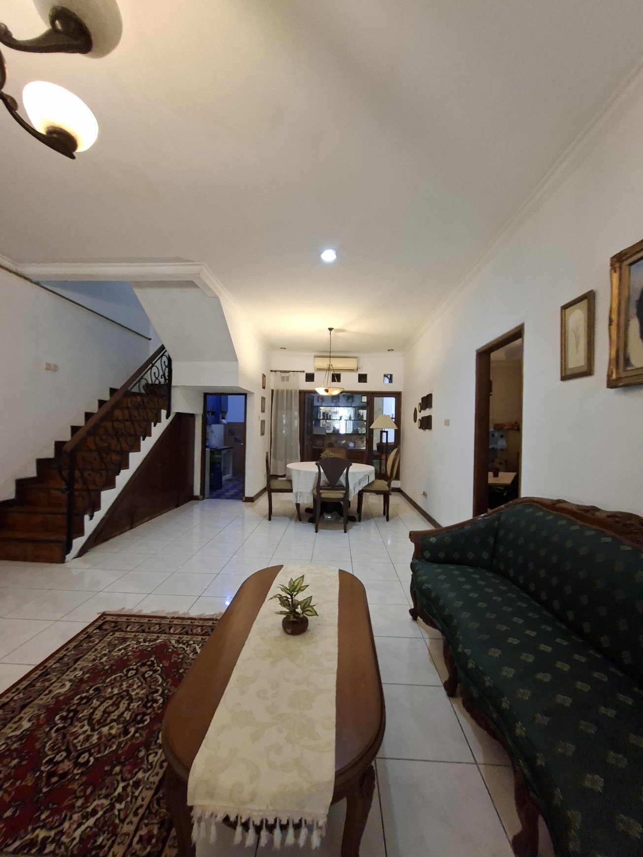 Rumah 2½ Lantai Siap Huni Lokasi Strategis dan Asri @Pondok Aren, Tangerang Selatan