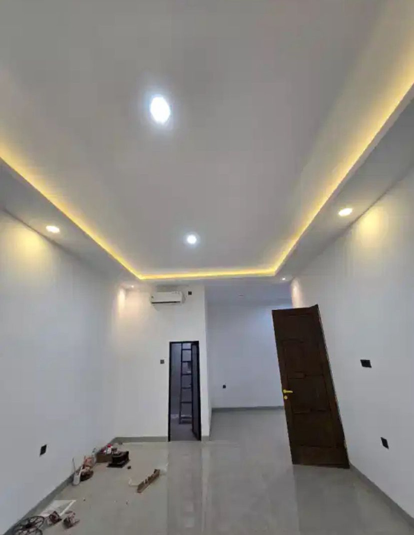 Dijual Rumah New Gress 2 lantai Babatan Pantai Surabaya