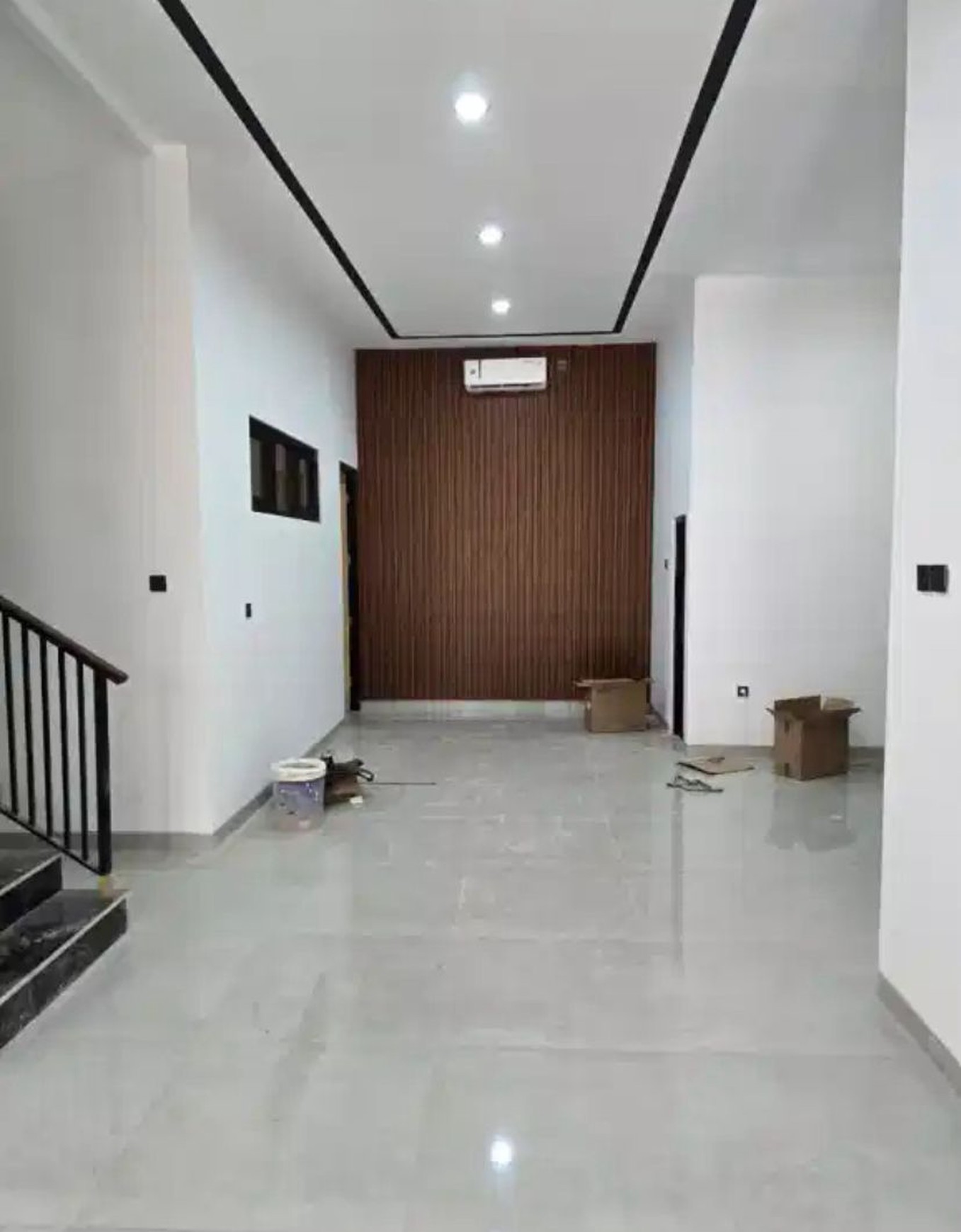 Dijual Rumah New Gress 2 lantai Babatan Pantai Surabaya