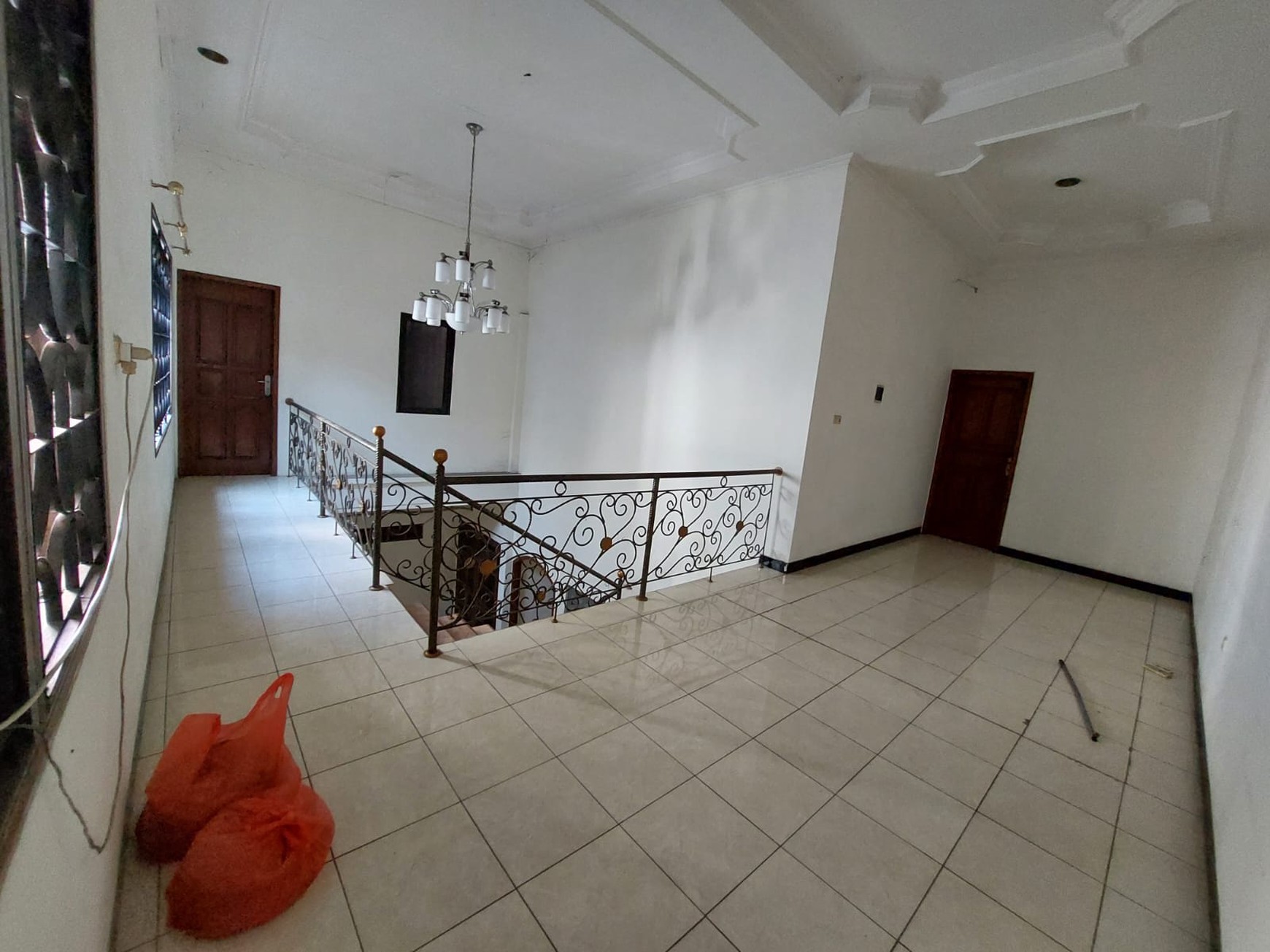 Dijual Cepat Rumah Siap Huni Pusat Kota Di Dharmahusada Surabaya