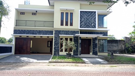 Disewakan Rumah 2 Lantai dalam Perum Fasco Mansion Ngaglik Sleman 