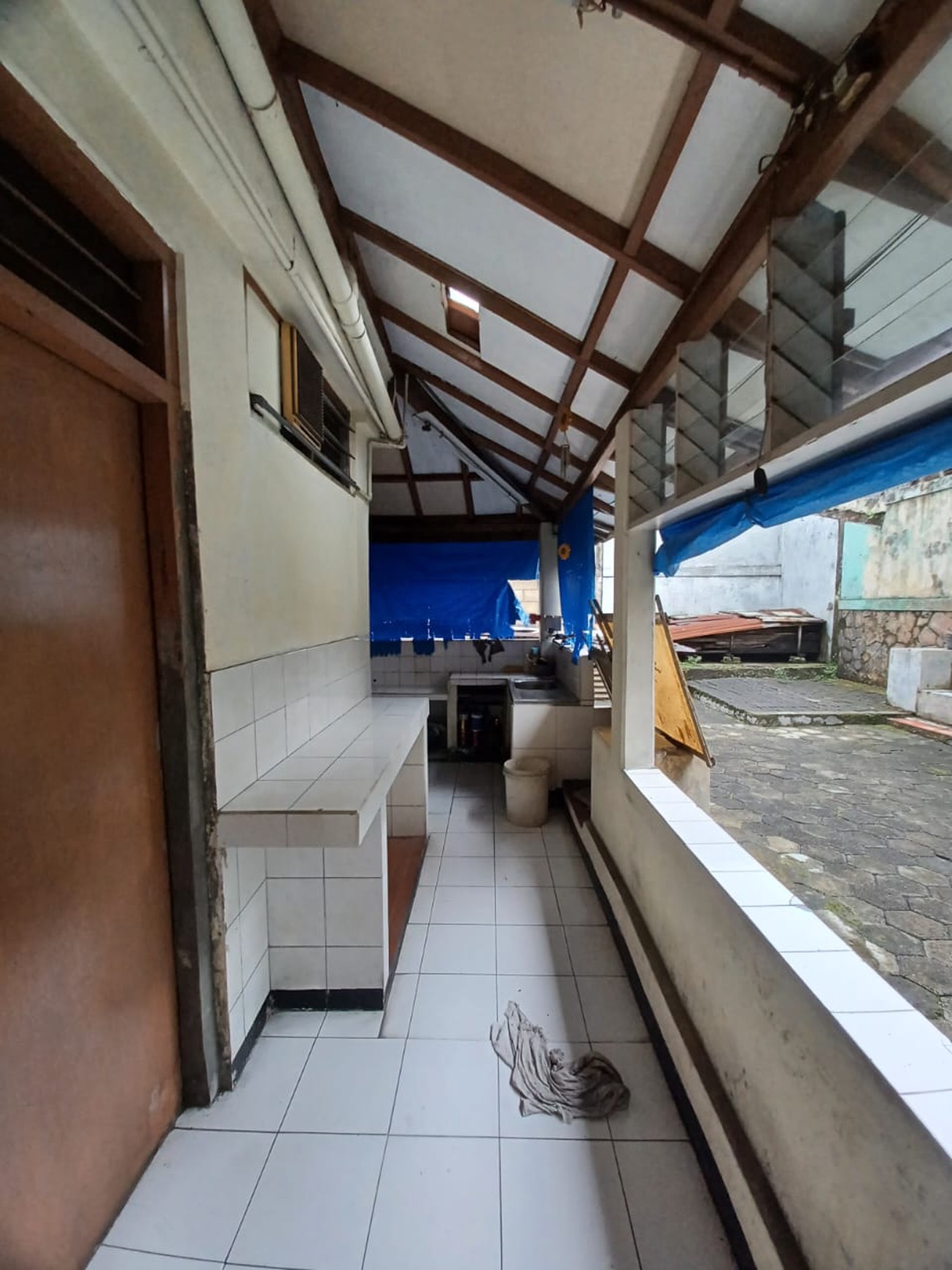 Dijual rumah tua di Jl. Perintis Kemerdekaan Bogor Tengah